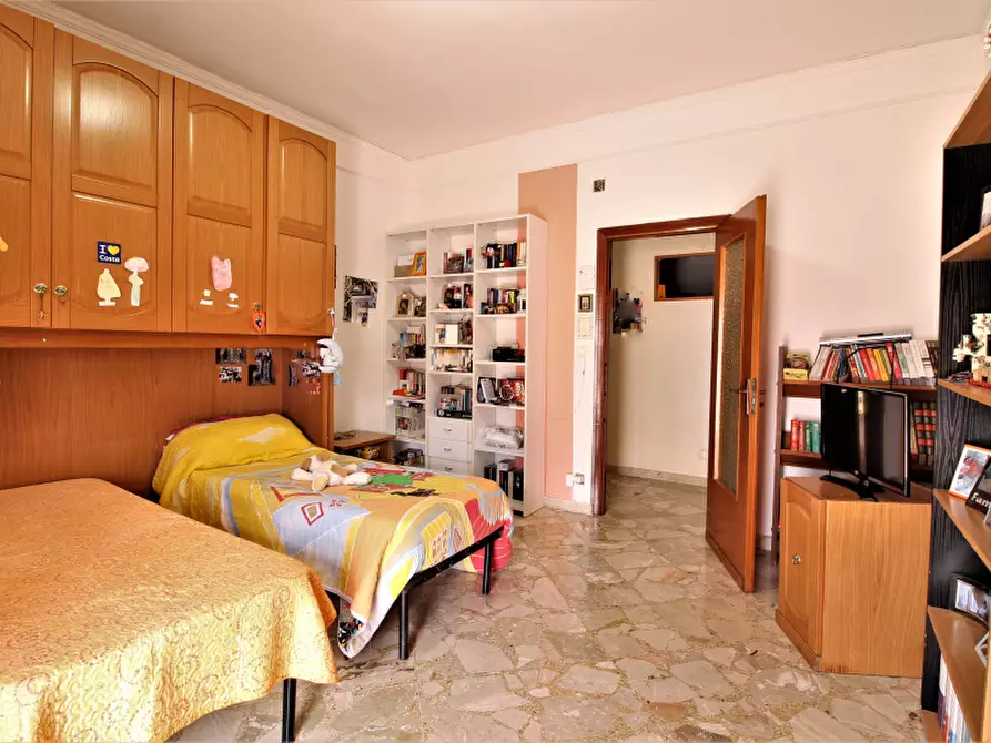 Immagine 10 di Appartamento in vendita  in Via La Masa a Bagheria