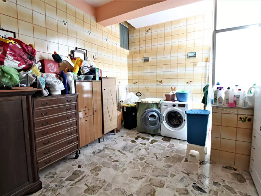 Immagine 22 di Appartamento in vendita  in Via La Masa a Bagheria