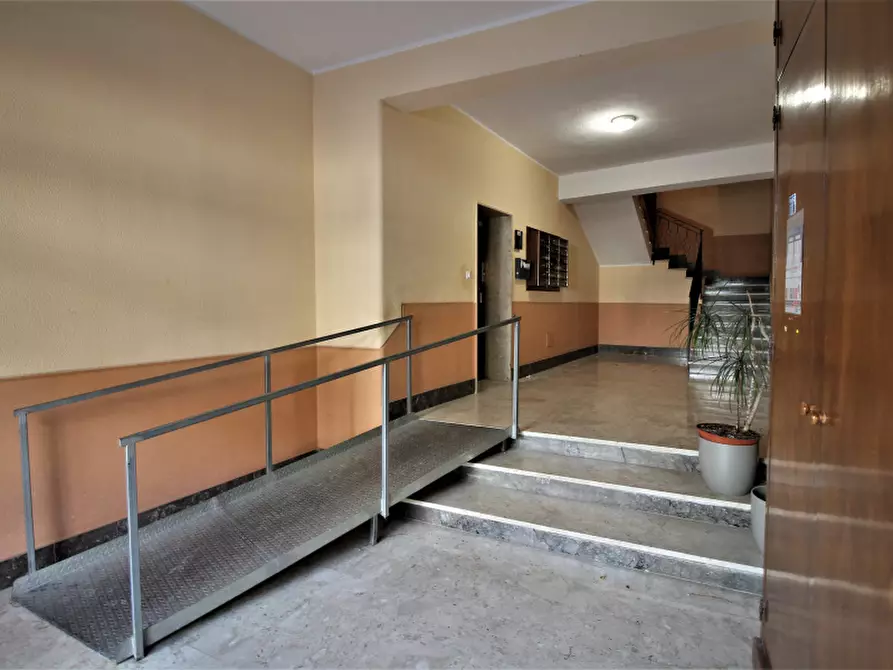 Immagine 26 di Appartamento in vendita  in Via La Masa a Bagheria