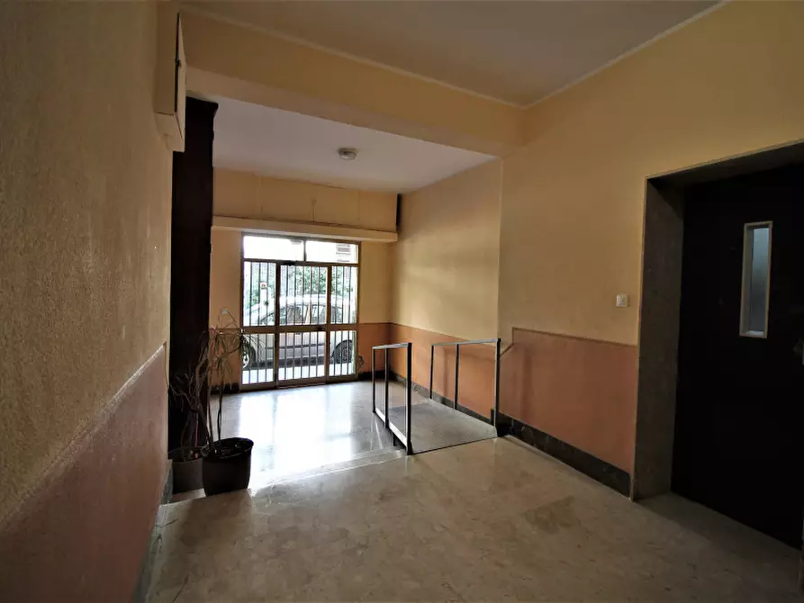 Immagine 27 di Appartamento in vendita  in Via La Masa a Bagheria