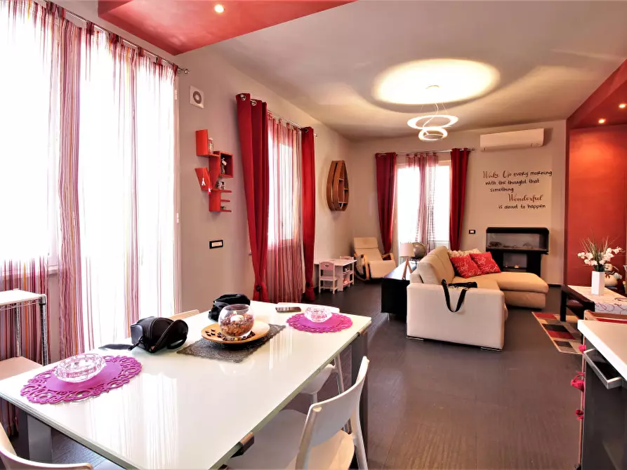 Immagine 4 di Appartamento in vendita  in Via Giovanni Verga a Bagheria