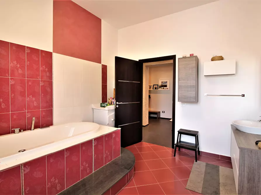 Immagine 18 di Appartamento in vendita  in Via Giovanni Verga a Bagheria