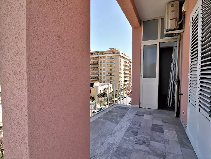 Immagine 26 di Appartamento in vendita  in Via Giovanni Verga a Bagheria
