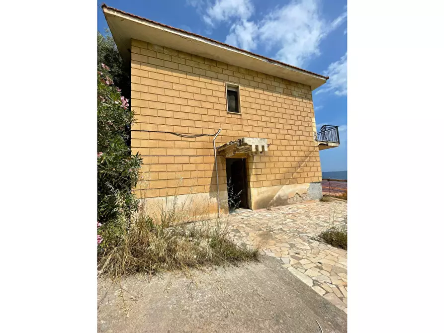 Immagine 2 di Villa in vendita  in SS113 a Trabia