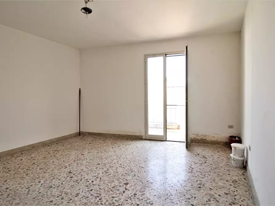 Immagine 5 di Appartamento in vendita  in Via Arco Santa Rosalia a Bagheria