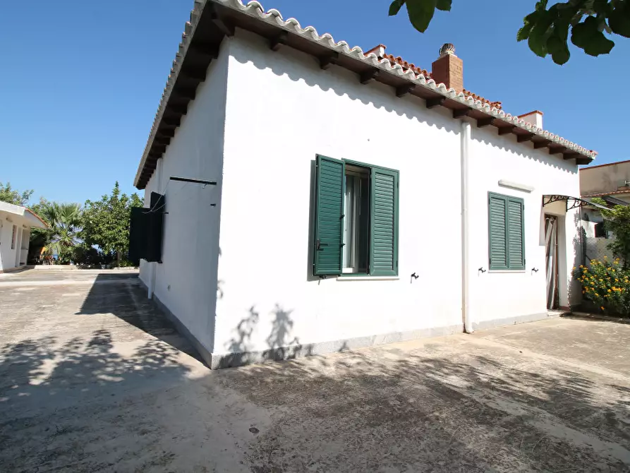 Immagine 4 di Villa in vendita  in Contrada Quaranta Salme a Termini Imerese