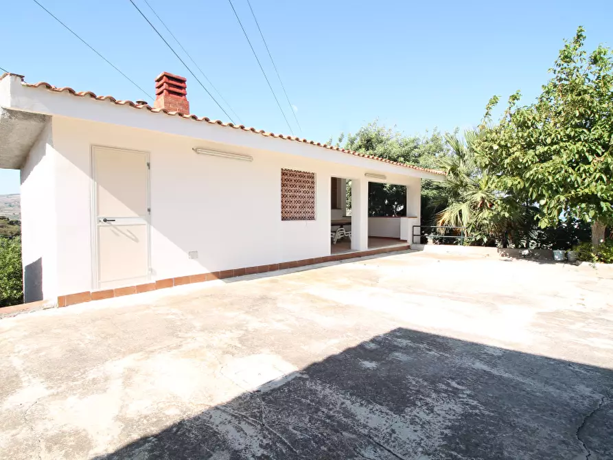Immagine 8 di Villa in vendita  in Contrada Quaranta Salme a Termini Imerese