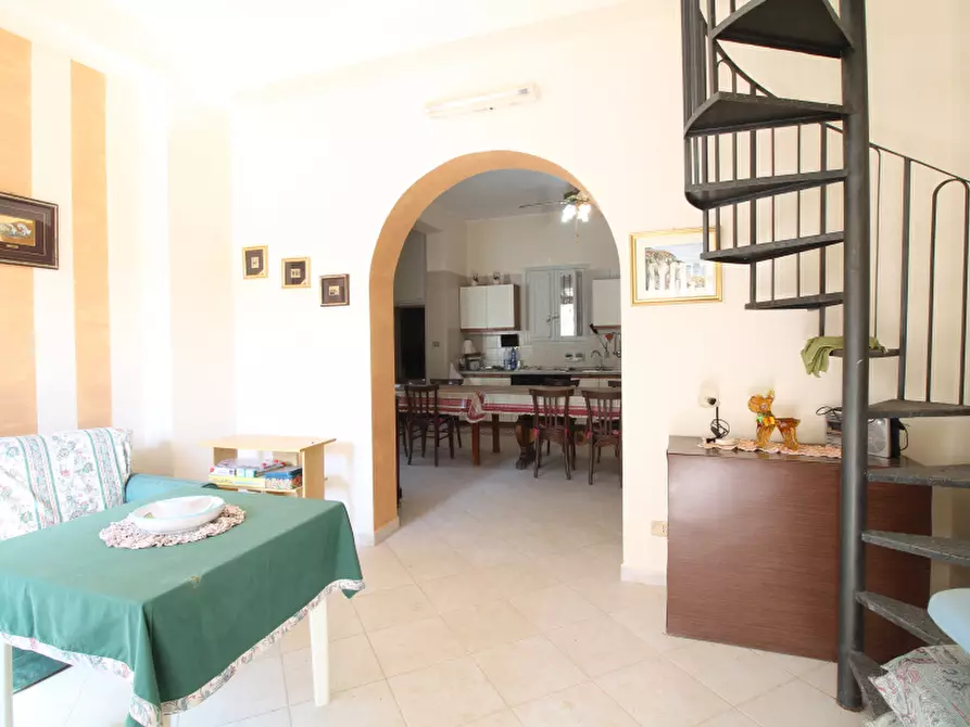 Immagine 15 di Villa in vendita  in Contrada Quaranta Salme a Termini Imerese