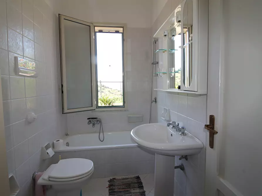 Immagine 23 di Villa in vendita  in Contrada Quaranta Salme a Termini Imerese