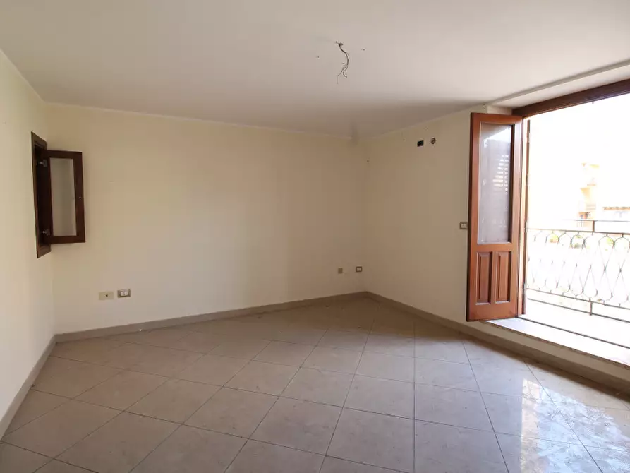 Immagine 11 di Ufficio in vendita  in Piazza Matrice a Bagheria