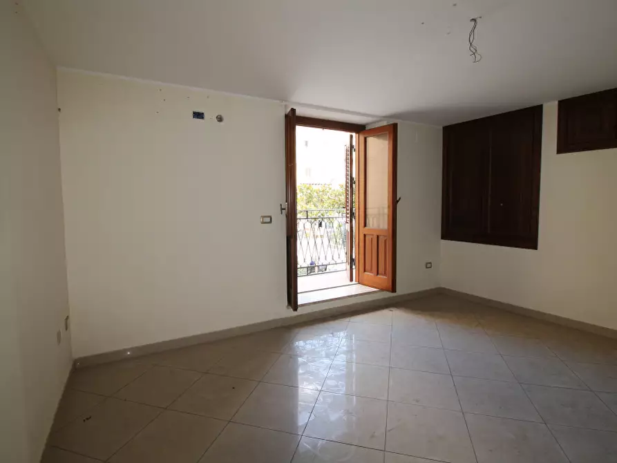 Immagine 12 di Ufficio in vendita  in Piazza Matrice a Bagheria