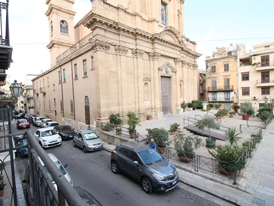 Immagine 15 di Ufficio in vendita  in Piazza Matrice a Bagheria