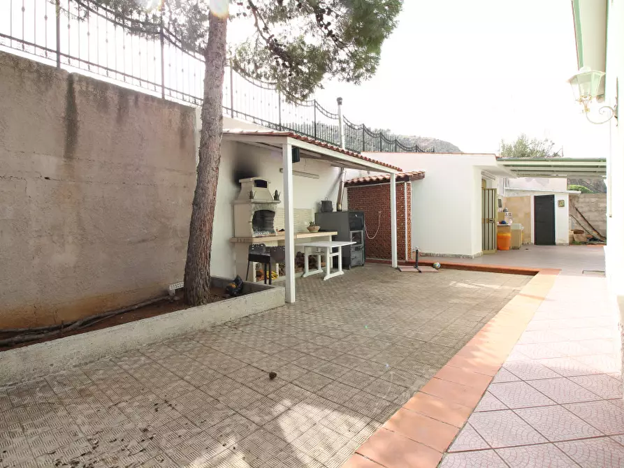 Immagine 26 di Villa in vendita  in Via Grotta Mazzamuto 12 a Altavilla Milicia