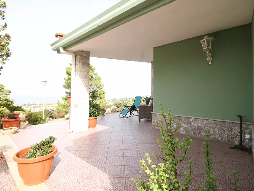 Immagine 32 di Villa in vendita  in Via Grotta Mazzamuto 12 a Altavilla Milicia