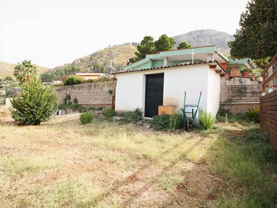 Immagine 38 di Villa in vendita  in Via Grotta Mazzamuto 12 a Altavilla Milicia