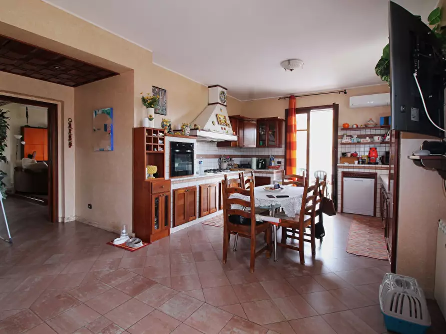 Immagine 6 di Appartamento in vendita  in Via Raffaello Sanzio a Santa Flavia