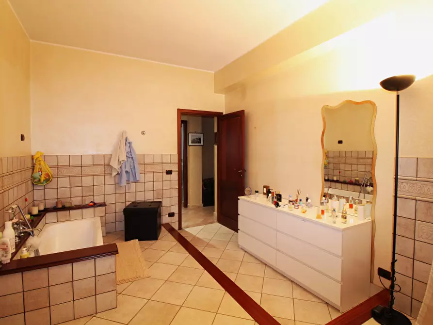 Immagine 16 di Appartamento in vendita  in Via Raffaello Sanzio a Santa Flavia