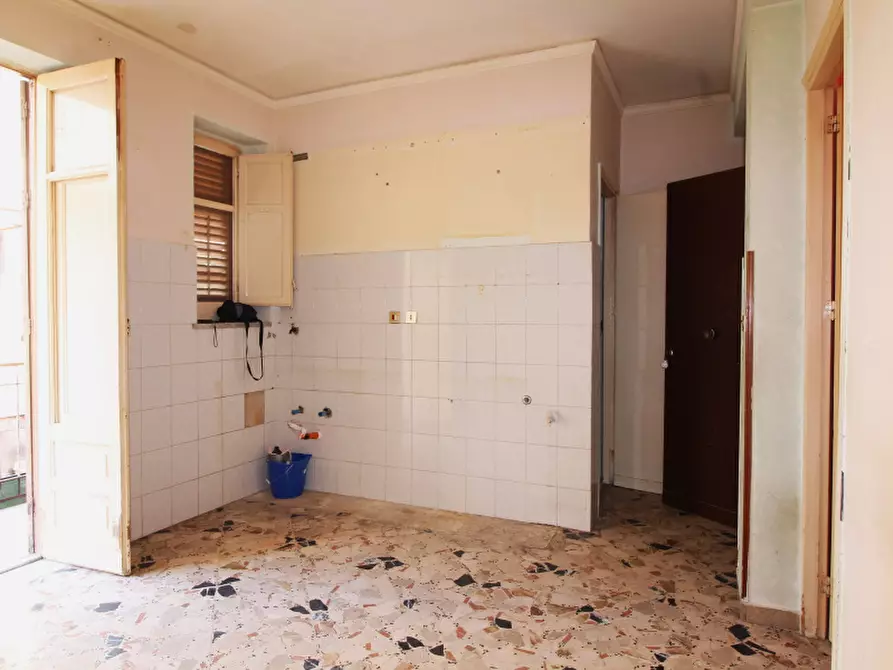 Immagine 4 di Appartamento in vendita  in Via Milazzo a Bagheria