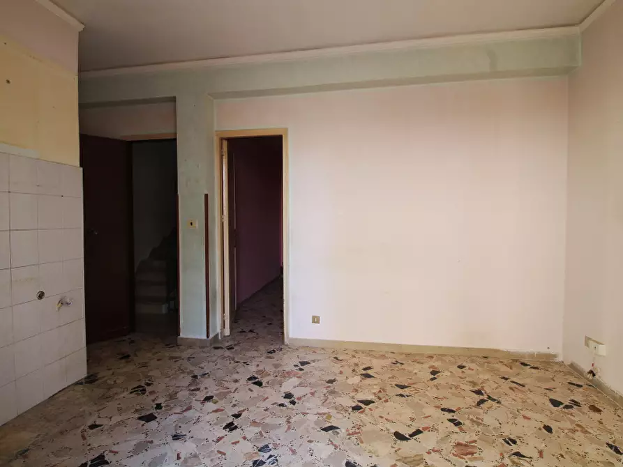 Immagine 15 di Appartamento in vendita  in Via Milazzo a Bagheria