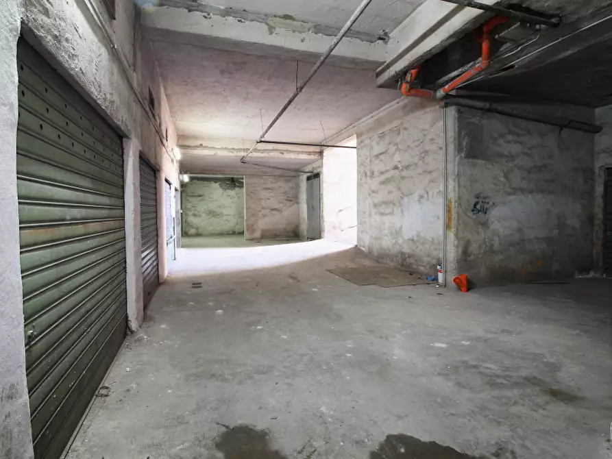 Immagine 6 di Box auto in vendita  in Via Filippo Durante a Bagheria