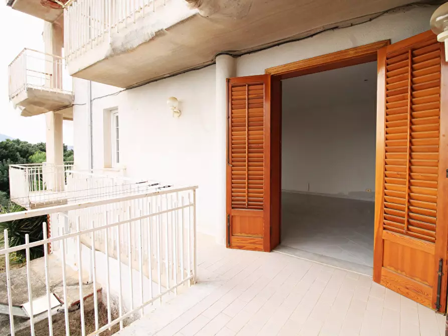 Immagine 10 di Appartamento in vendita  a Santa Flavia