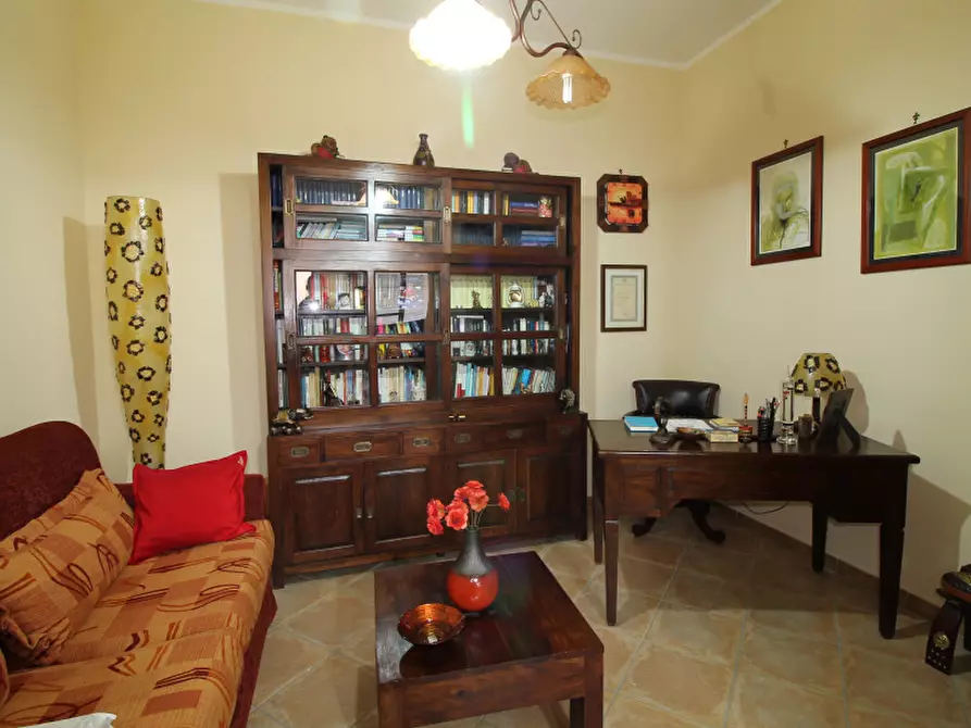 Immagine 6 di Villa in vendita  in Piazza Antico Pozzo a Casteldaccia