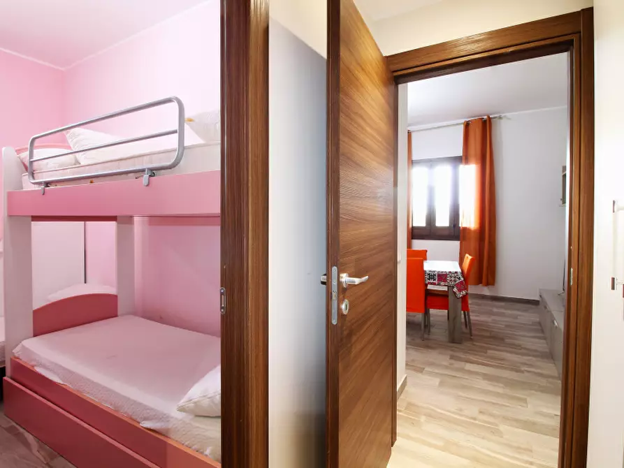 Immagine 17 di Villa in vendita  in Autostrada Messina-Palermo a Campofelice Di Roccella