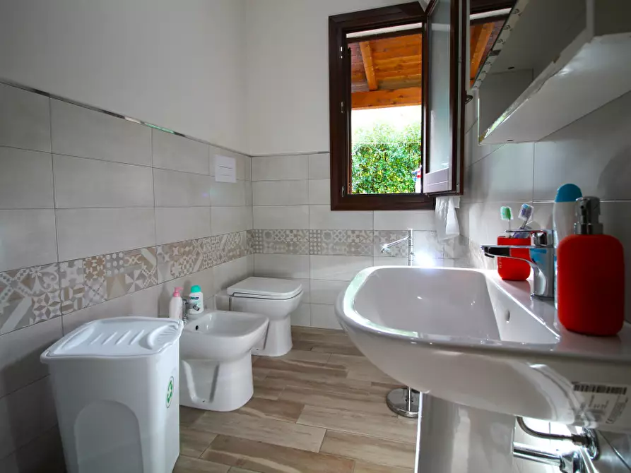 Immagine 28 di Villa in vendita  in Autostrada Messina-Palermo a Campofelice Di Roccella