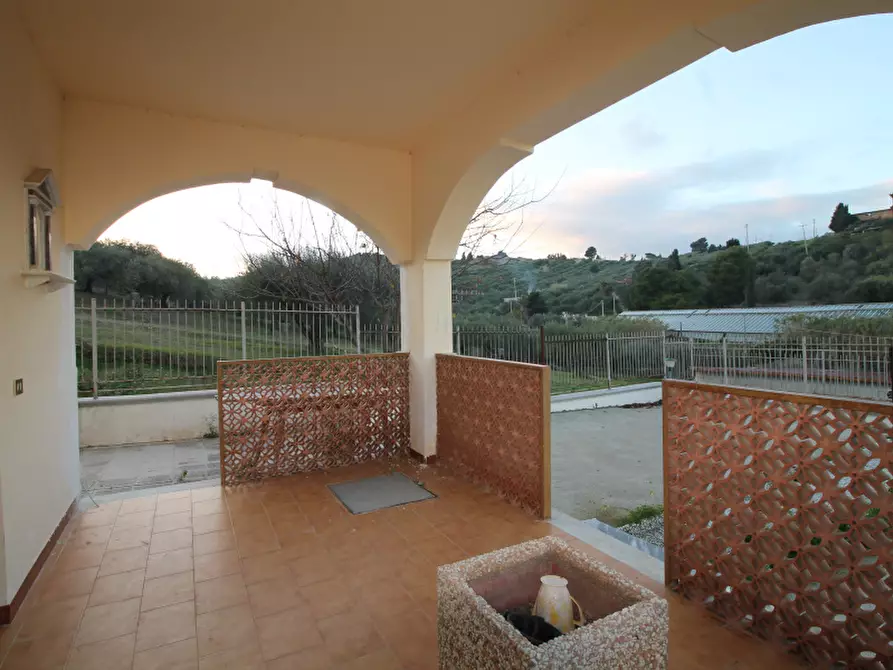 Immagine 4 di Villa in vendita  in Strada Corvo a Casteldaccia
