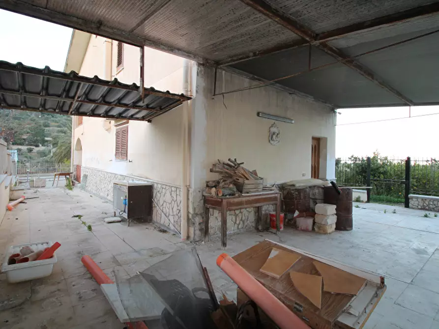 Immagine 7 di Villa in vendita  in Strada Corvo a Casteldaccia