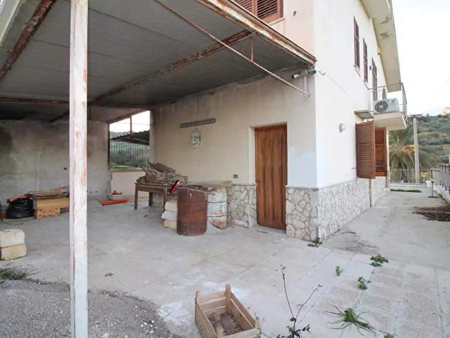 Immagine 8 di Villa in vendita  in Strada Corvo a Casteldaccia