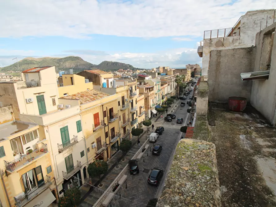 Immagine 4 di Appartamento in vendita  in Corso Umberto I a Bagheria