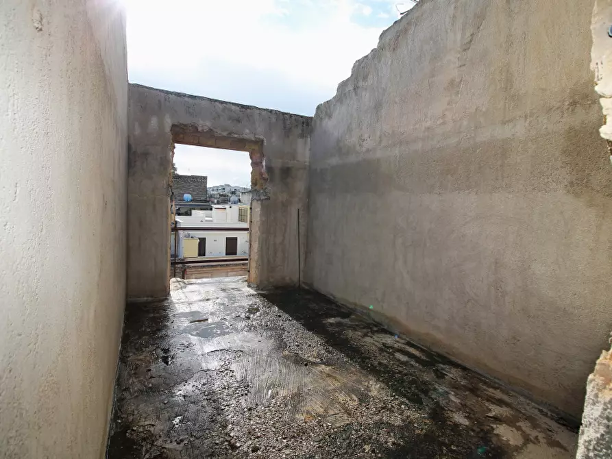 Immagine 9 di Appartamento in vendita  in Corso Umberto I a Bagheria