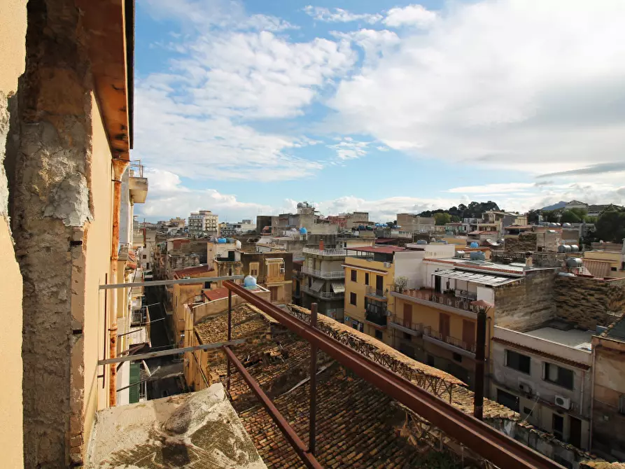 Immagine 10 di Appartamento in vendita  in Corso Umberto I a Bagheria