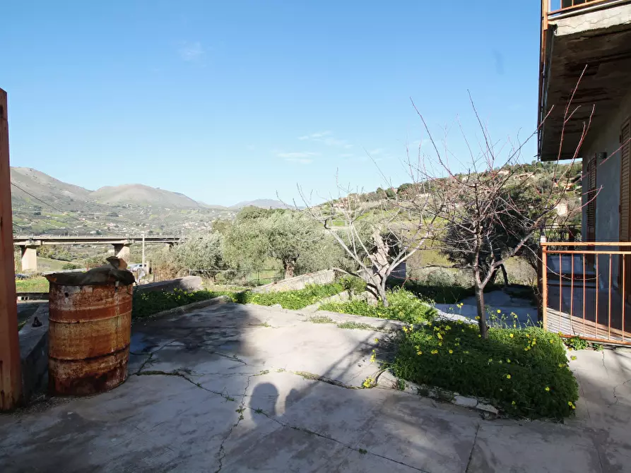 Immagine 3 di Villa in vendita  in Strada Statale Catanese a Bolognetta