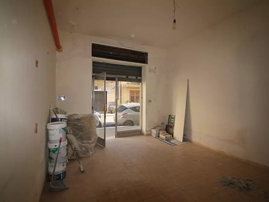 Immagine 14 di Laboratorio in affitto  in Via Allò a Casteldaccia