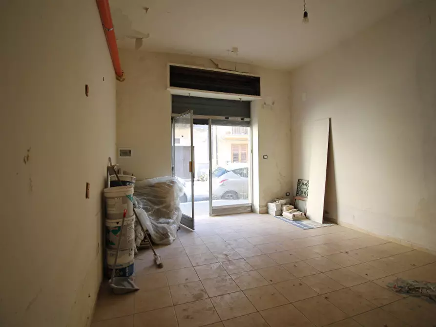 Immagine 15 di Laboratorio in affitto  in Via Allò a Casteldaccia