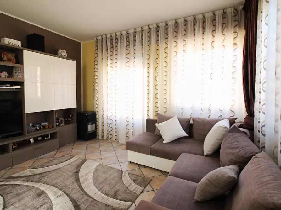 Immagine 1 di Villa in vendita  in Via Caronia a Bagheria