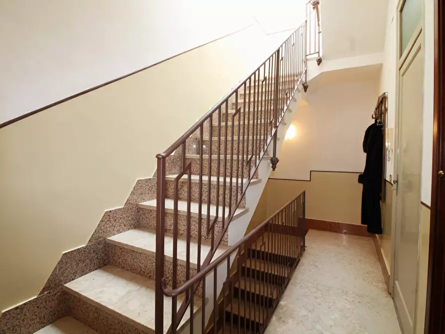 Immagine 17 di Villa in vendita  in Via Caronia a Bagheria