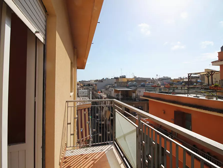 Immagine 6 di Appartamento in vendita  in Via Giacomo Restivo a Bagheria