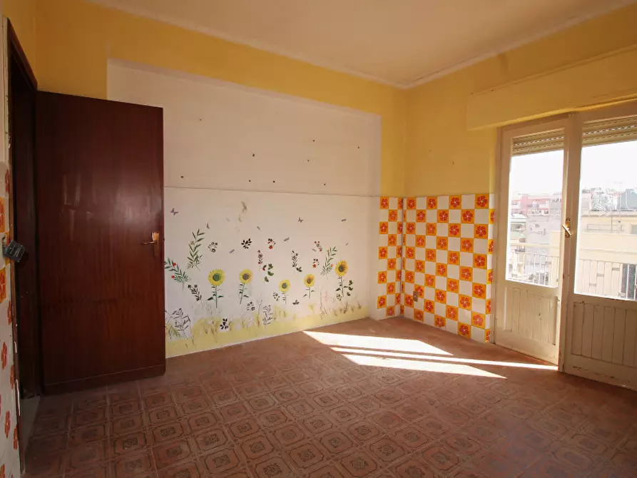 Immagine 12 di Appartamento in vendita  in Via Giacomo Restivo a Bagheria