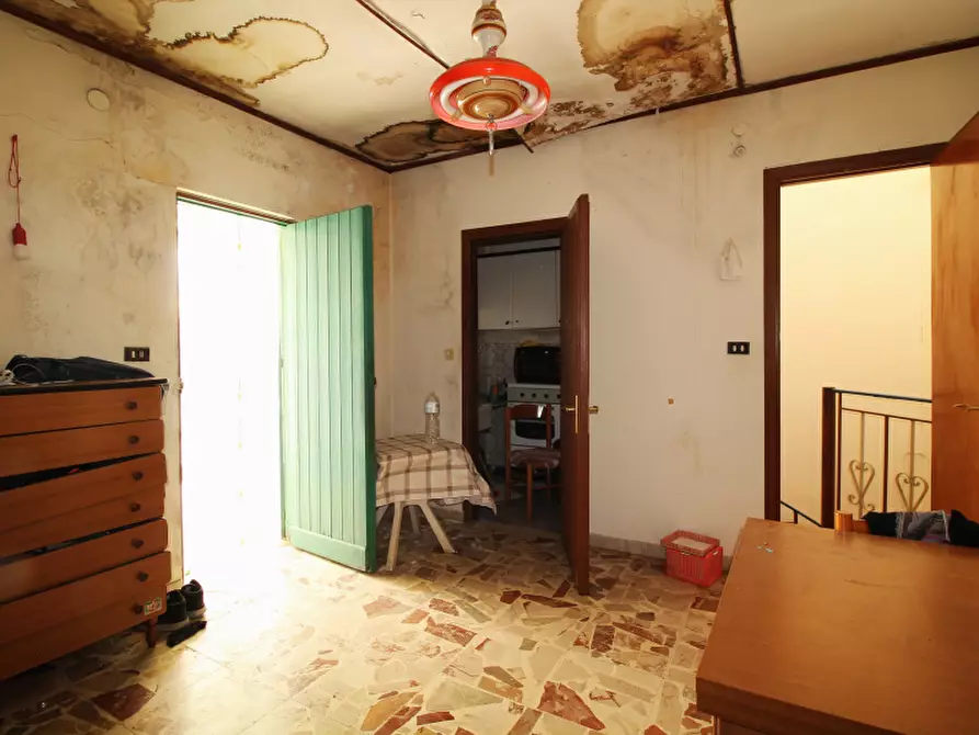 Immagine 8 di Villa in vendita  in Via Aragona a Bagheria