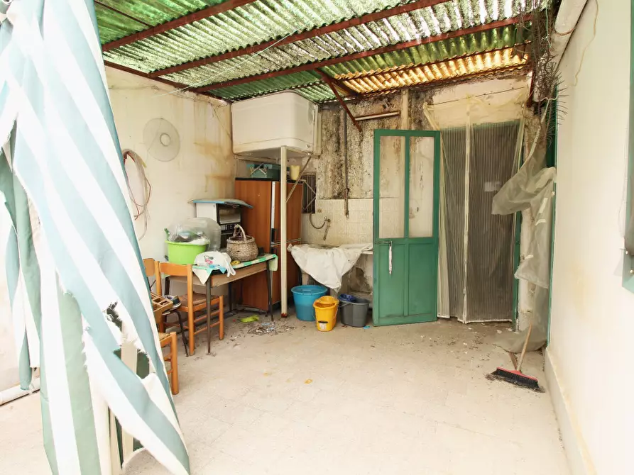 Immagine 12 di Villa in vendita  in Via Aragona a Bagheria