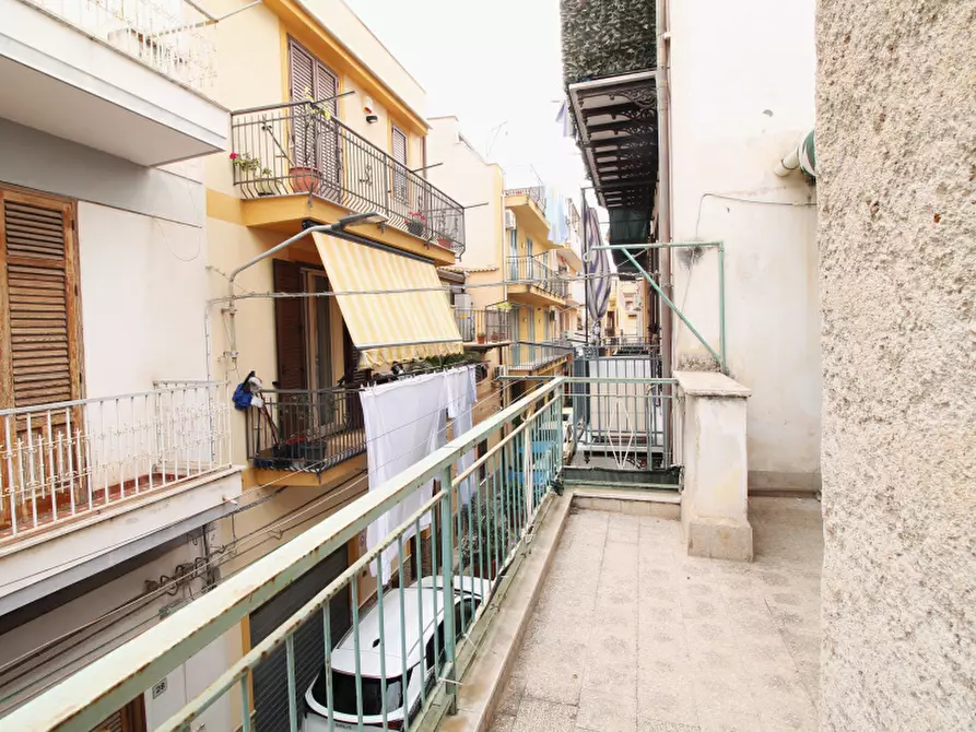 Immagine 14 di Villa in vendita  in Via Aragona a Bagheria