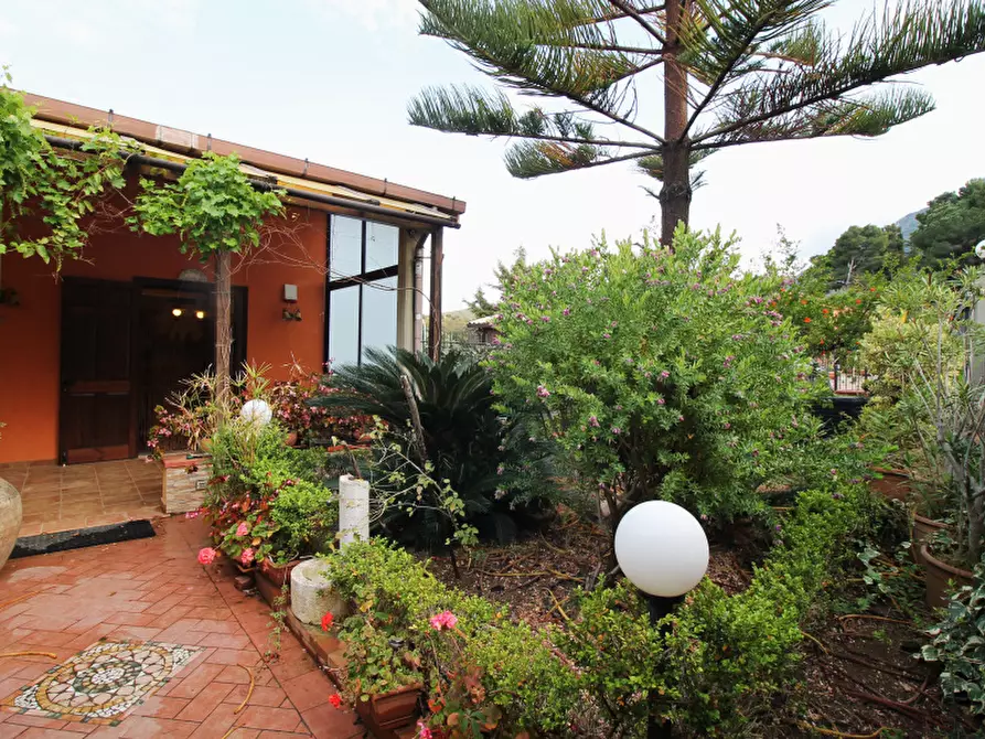 Immagine 7 di Villa in vendita  a Trabia