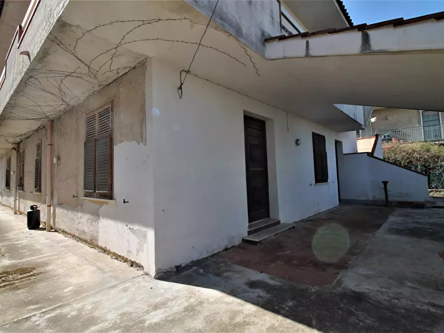 Immagine 3 di Appartamento in vendita  in Strada Comunale Incorvino a Bagheria