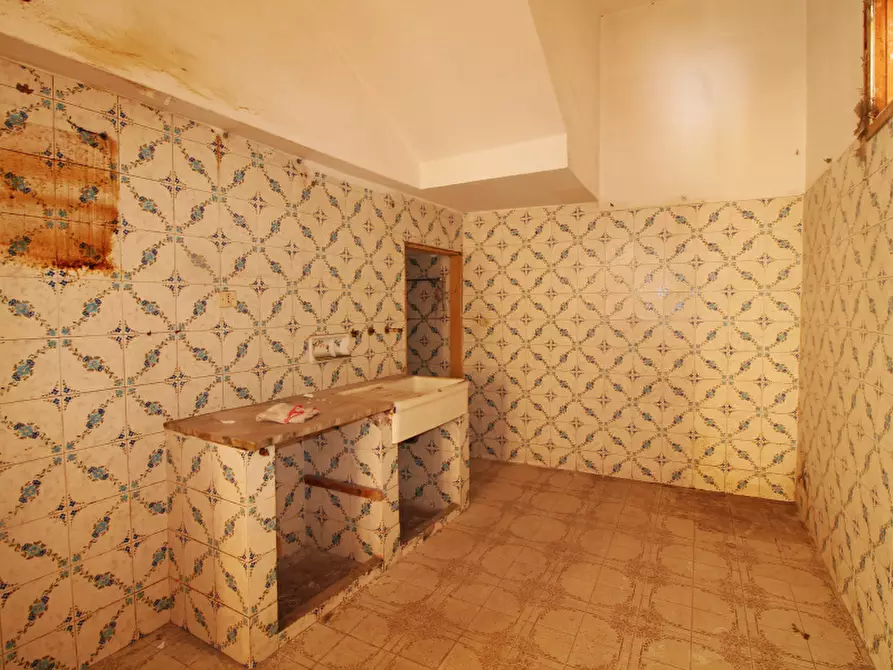 Immagine 26 di Villa in vendita  in Via Gumina a Bagheria