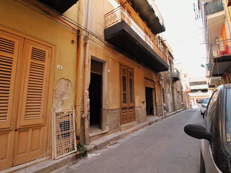 Immagine 29 di Villa in vendita  in Via Gumina a Bagheria