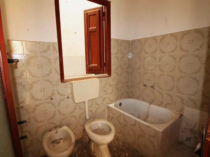 Immagine 5 di Villa in vendita  in Via Gumina a Bagheria