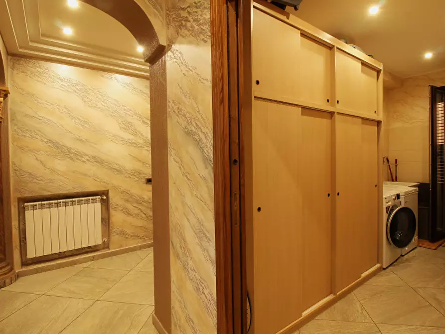 Immagine 22 di Villa in vendita  in Via Calabrese a Ficarazzi